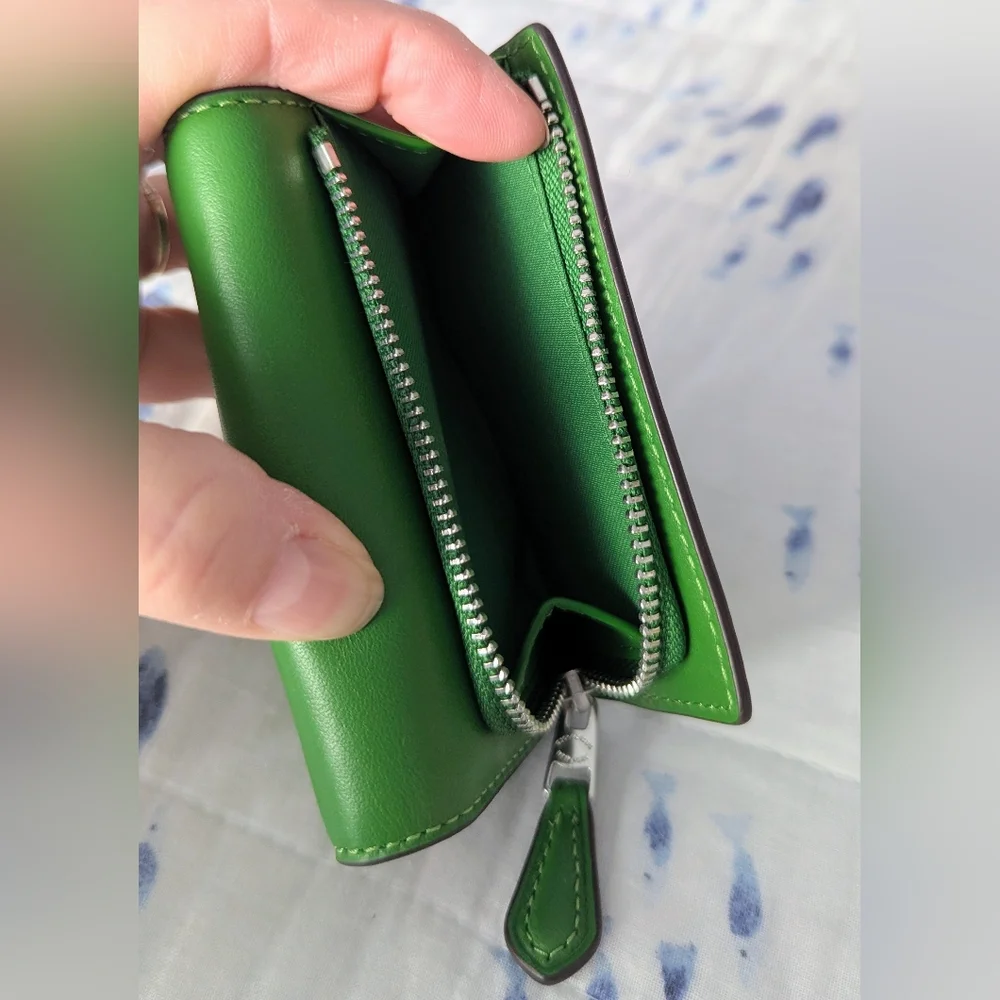 Coach Kelly Green Leather Micro Wallet, NWOT - Picture 3 of 6